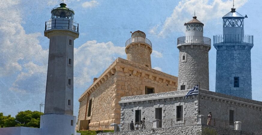 Φαροφύλακες: Οι σιωπηλοί «ήρωες», ο κρίσιμος ρόλος τους και η αυταπάρνηση για την πατρίδα