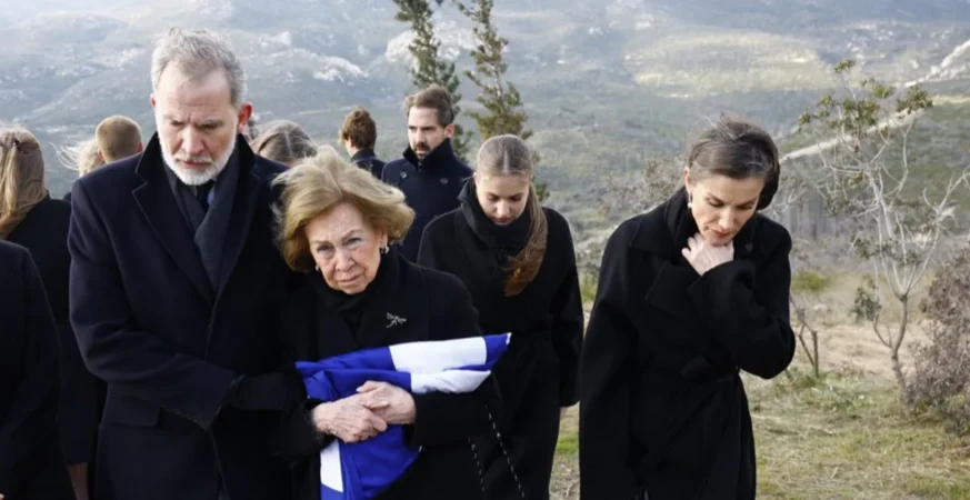 πριγκίπισσα Ειρήνη, κηδεία, Τατόι, βασιλική οικογένεια, βασίλισσα Σοφία, τέως βασιλική οικογένεια, Μητρόπολη Αθηνών, Φελίπε, Λετίθια