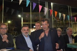 Στην κοπή της πίτας του ΠΑΣΟΚ ο Δήμαρχος Φυλής Χρήστος Παππούς