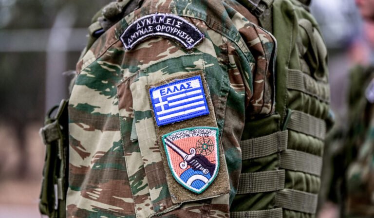 Δύο συλλήψεις για παράνομη είσοδο σε στρατόπεδο της Πολεμικής Αεροπορίας στην Πάρνηθα