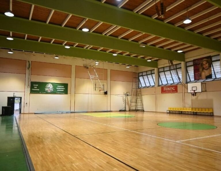 1ο Κλειστό Γυμναστήριο1947