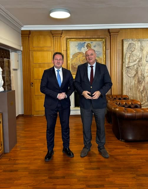 Συνάντηση Στέλιου Πέτσα με τον Υπουργό Αγροτικής Ανάπτυξης για τον πρωτογενή τομέα