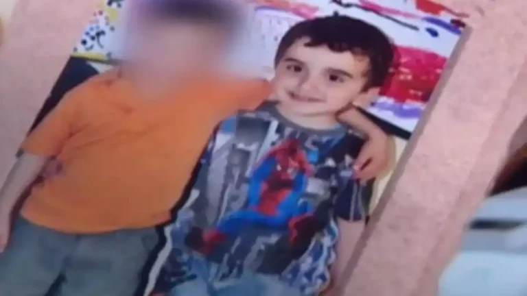 Γονείς του 11χρονου Μάριου Σουλούκου στη δικαστική αίθουσα για την υπόθεση της αδέσποτης σφαίρας